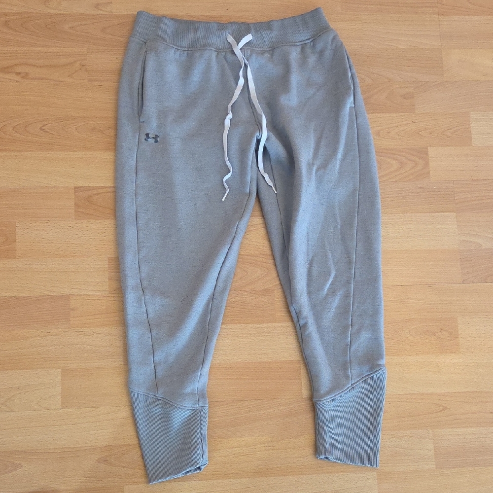 Under Armour Women's Light Gray Joggers